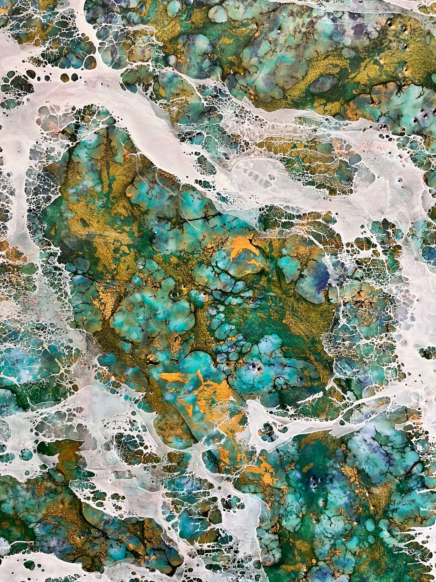 Fragment highlighting organic patterns in vibrant greens and soft whites, with a rippling, fluid feel